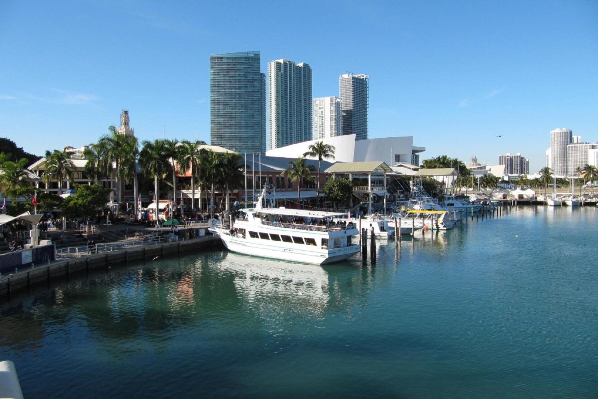 Miami City Tour and Biscayne Bay Cruise