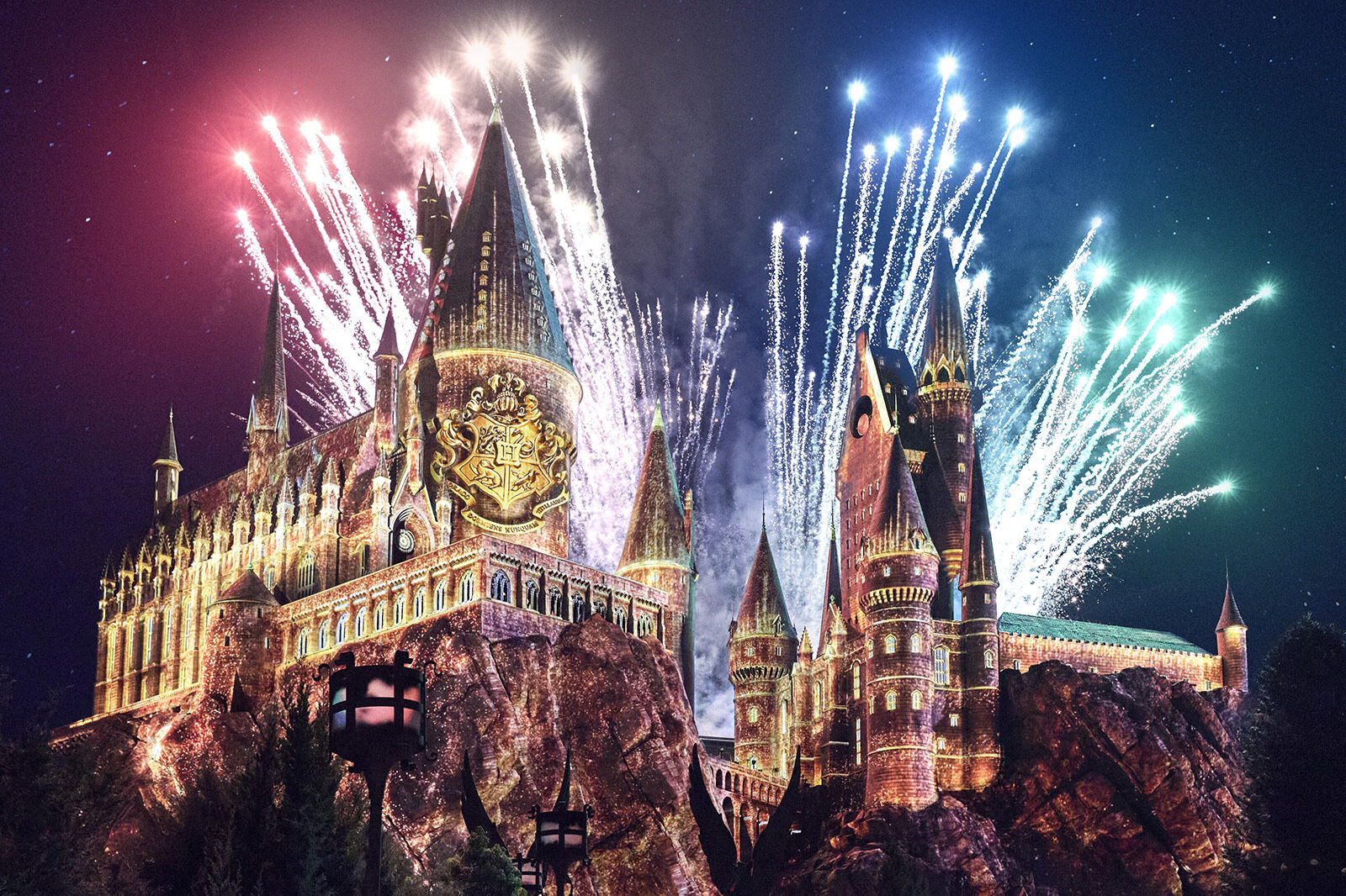 The Nighttime Lights at Hogwarts Castle™